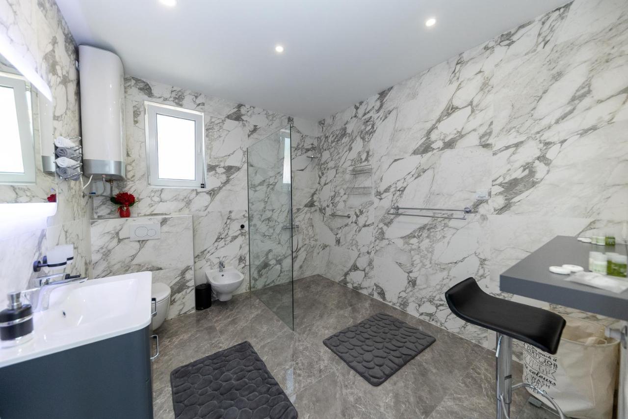 Natura Suites Dramalj Exteriör bild